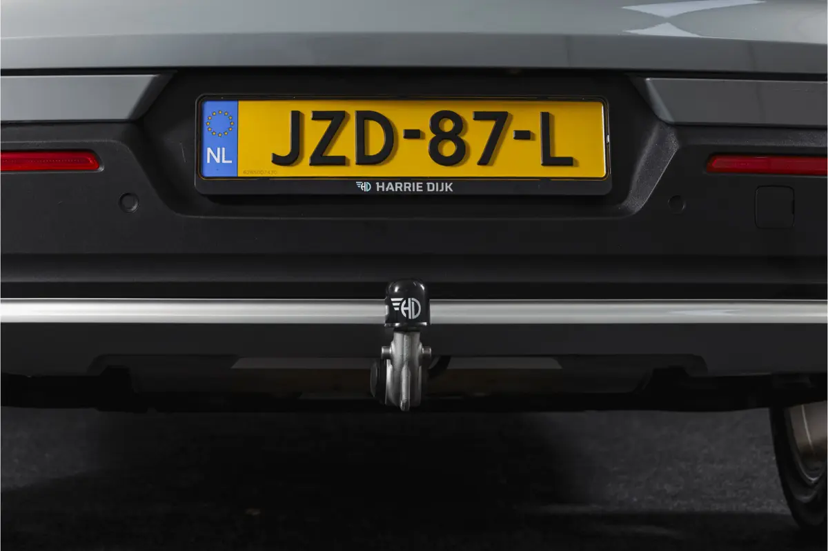 2.0 B3 165 PK Core | Elek. Trekhaak  | Adapt. Cruise | Stoel-+Stuurverw. | Camera | NAV + Carplay | ECC | LM 18" |