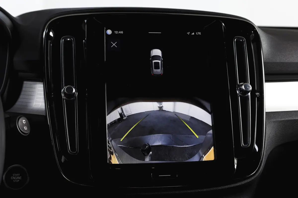 2.0 B3 165 PK Core | Elek. Trekhaak  | Adapt. Cruise | Stoel-+Stuurverw. | Camera | NAV + Carplay | ECC | LM 18" |