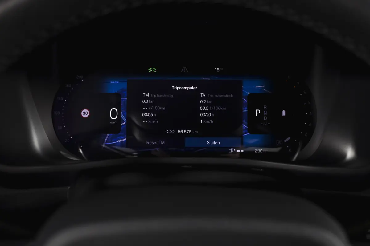 2.0 B3 165 PK Core | Elek. Trekhaak  | Adapt. Cruise | Stoel-+Stuurverw. | Camera | NAV + Carplay | ECC | LM 18" |