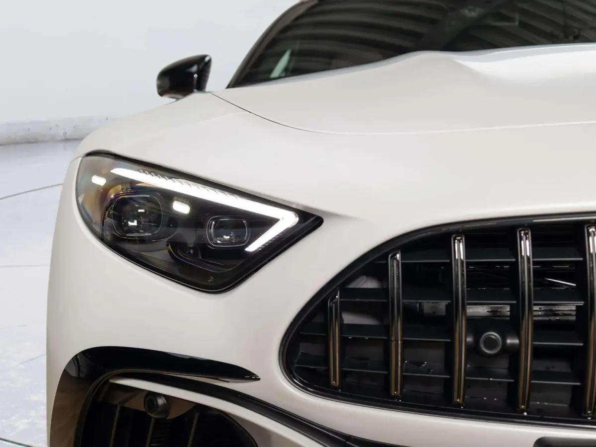 Mercedes-AMG 63 S E Performance Night Edition