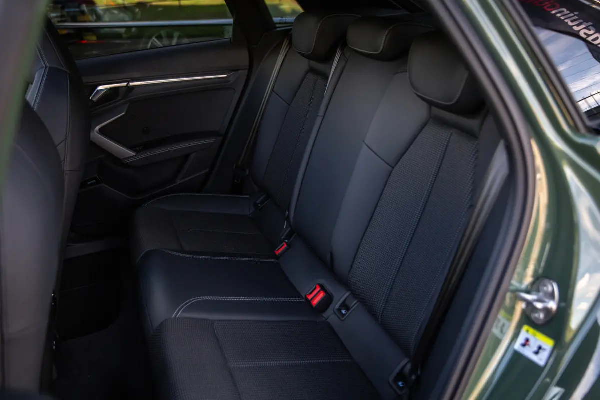 1.5 35 TFSI S edition , Panoramadak, Apple Carplay, SONOS, Cruise control,
