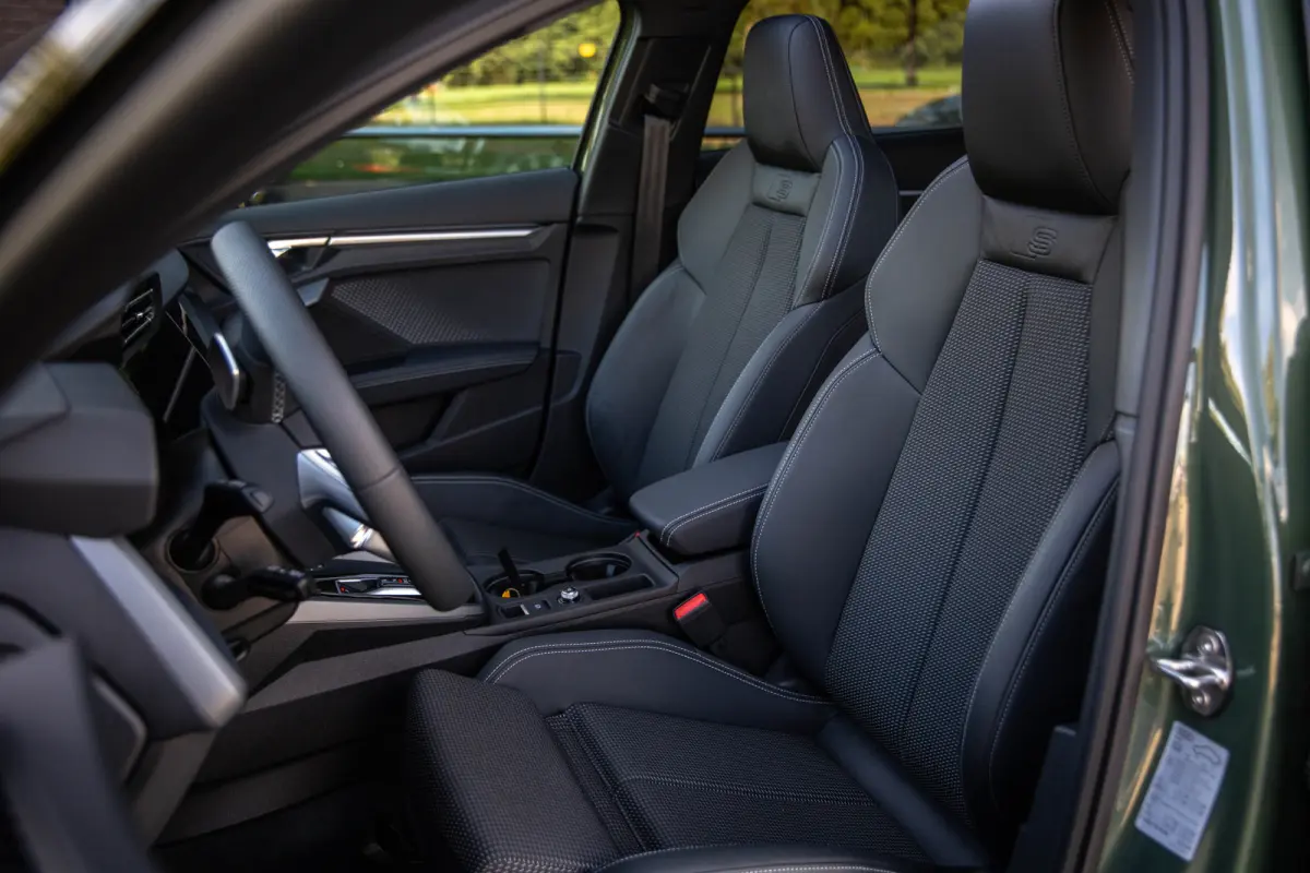 1.5 35 TFSI S edition , Panoramadak, Apple Carplay, SONOS, Cruise control,