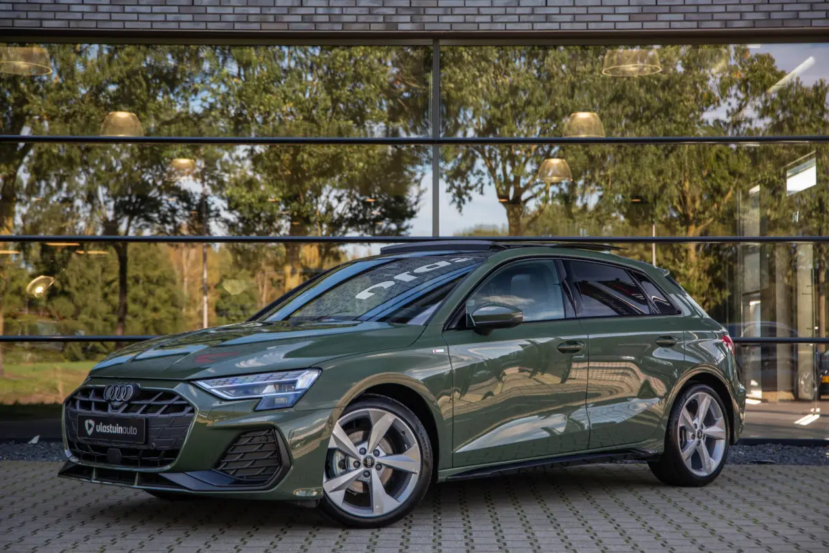 1.5 35 TFSI S edition , Panoramadak, Apple Carplay, SONOS, Cruise control,