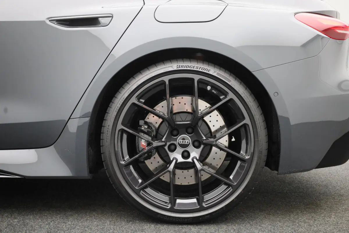 RS 5 Avant quattro 639 PK | RS-sportuitlaat | RS-sportstoelen | Alcantara RS-Stuur | 360 Camera | Bang & Olufsen | Stoelverwarming | MMI bijrijdersdisplay |
