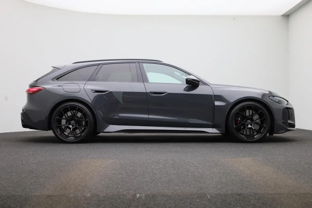 RS 5 Avant quattro 639 PK | RS-sportuitlaat | RS-sportstoelen | Alcantara RS-Stuur | 360 Camera | Bang & Olufsen | Stoelverwarming | MMI bijrijdersdisplay |