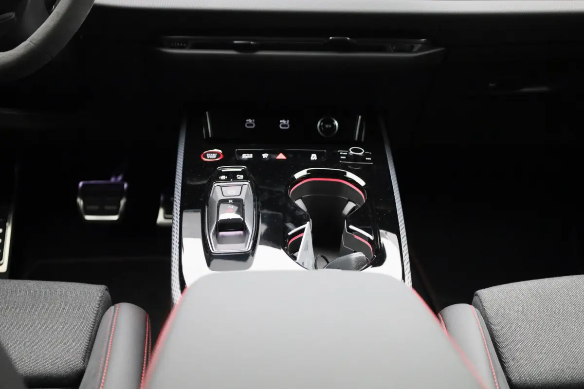 RS 5 Avant quattro 639 PK | RS-sportuitlaat | RS-sportstoelen | Alcantara RS-Stuur | 360 Camera | Bang & Olufsen | Stoelverwarming | MMI bijrijdersdisplay |