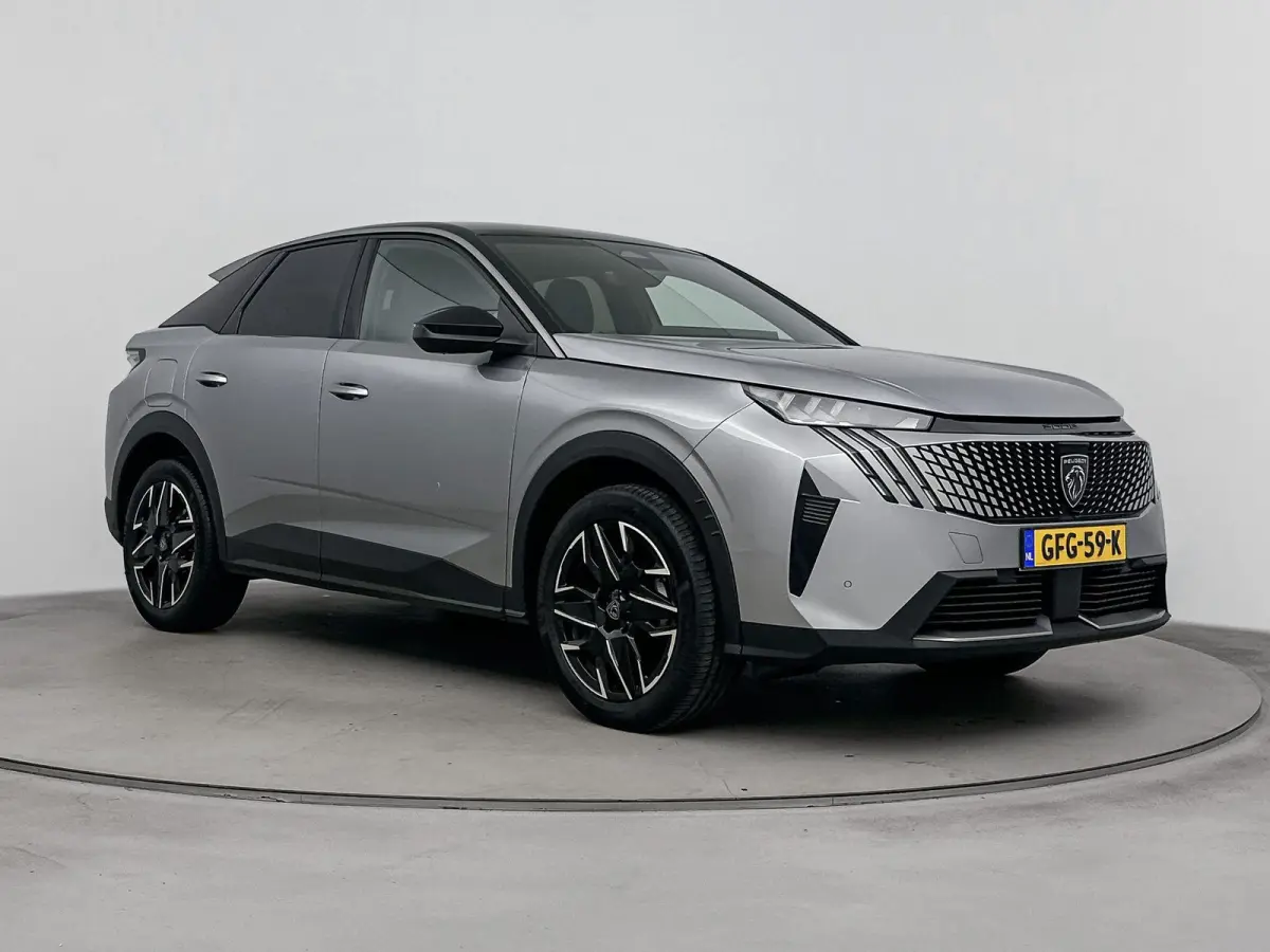 SUV Hybrid 136pk Automaat GT | Alcantara interieur pakket | Camera | Navigatie | Adaptieve Cruise Control | CarPlay | Full Led Koplampen