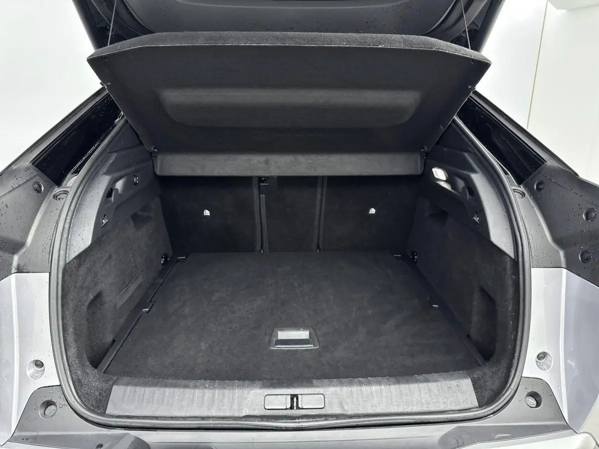 SUV Hybrid 136pk Automaat GT | Alcantara interieur pakket | Camera | Navigatie | Adaptieve Cruise Control | CarPlay | Full Led Koplampen