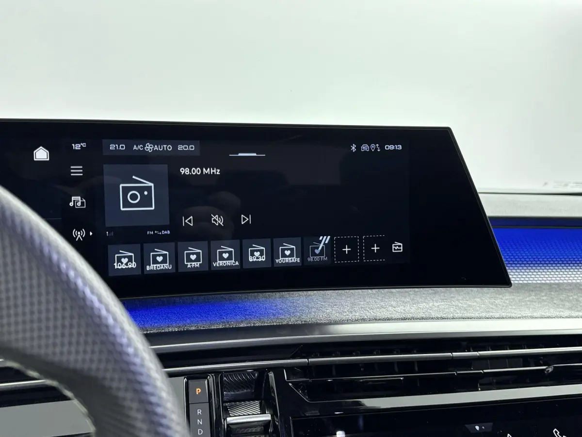 SUV Hybrid 136pk Automaat GT | Alcantara interieur pakket | Camera | Navigatie | Adaptieve Cruise Control | CarPlay | Full Led Koplampen