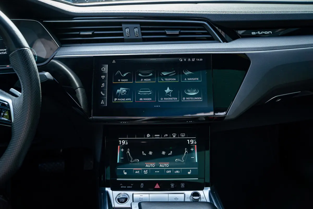 55 quattro S-Line BLACK EDITION 95 kWh | BTW-auto | Pano | Head-Up | 360 Camera | ACC | Top staat! |