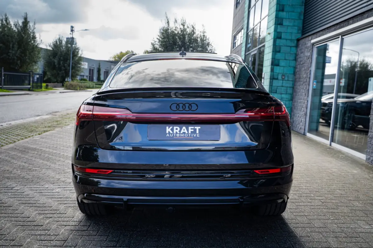 55 quattro S-Line BLACK EDITION 95 kWh | BTW-auto | Pano | Head-Up | 360 Camera | ACC | Top staat! |
