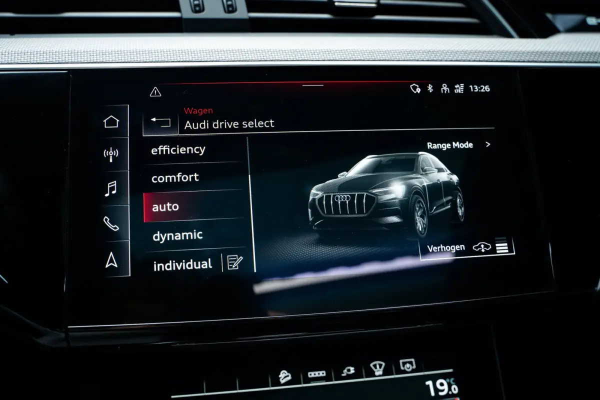 55 quattro S-Line BLACK EDITION 95 kWh | BTW-auto | Pano | Head-Up | 360 Camera | ACC | Top staat! |