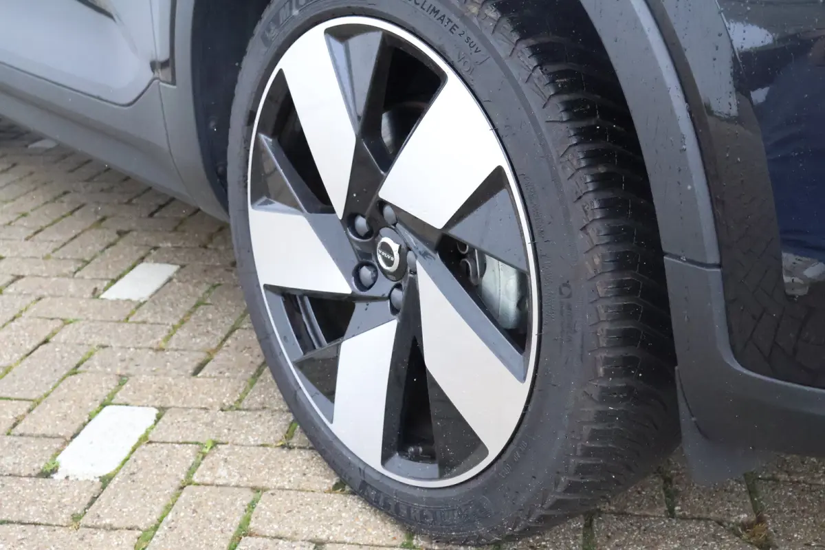 Core 70 kWh 95% SOH | 20'' | Warmtepomp | Stoel/Stuurverw. | Metallic
