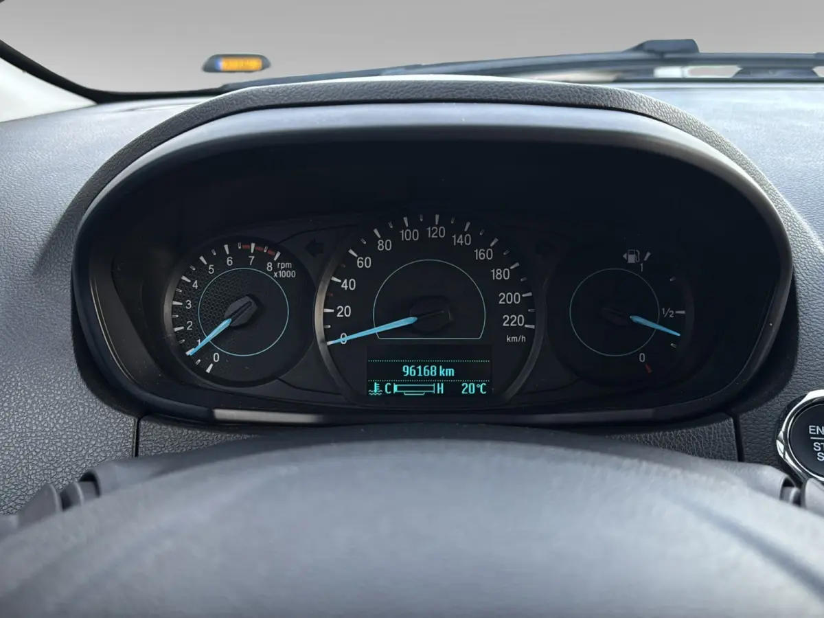 1.2 Trend Ultimate | Stoelverwarming | Cruise Control | 15'' LMV | Apple Carplay