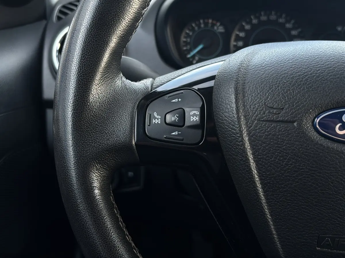 1.2 Trend Ultimate | Stoelverwarming | Cruise Control | 15'' LMV | Apple Carplay