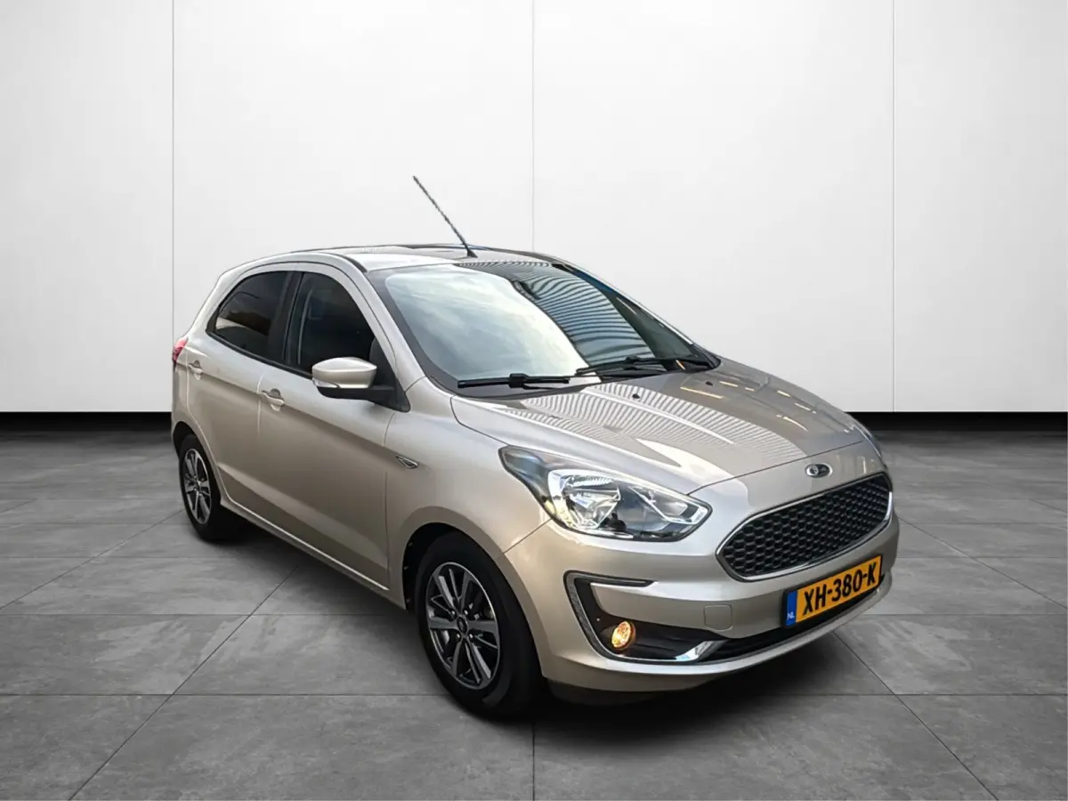 1.2 Trend Ultimate | Stoelverwarming | Cruise Control | 15'' LMV | Apple Carplay