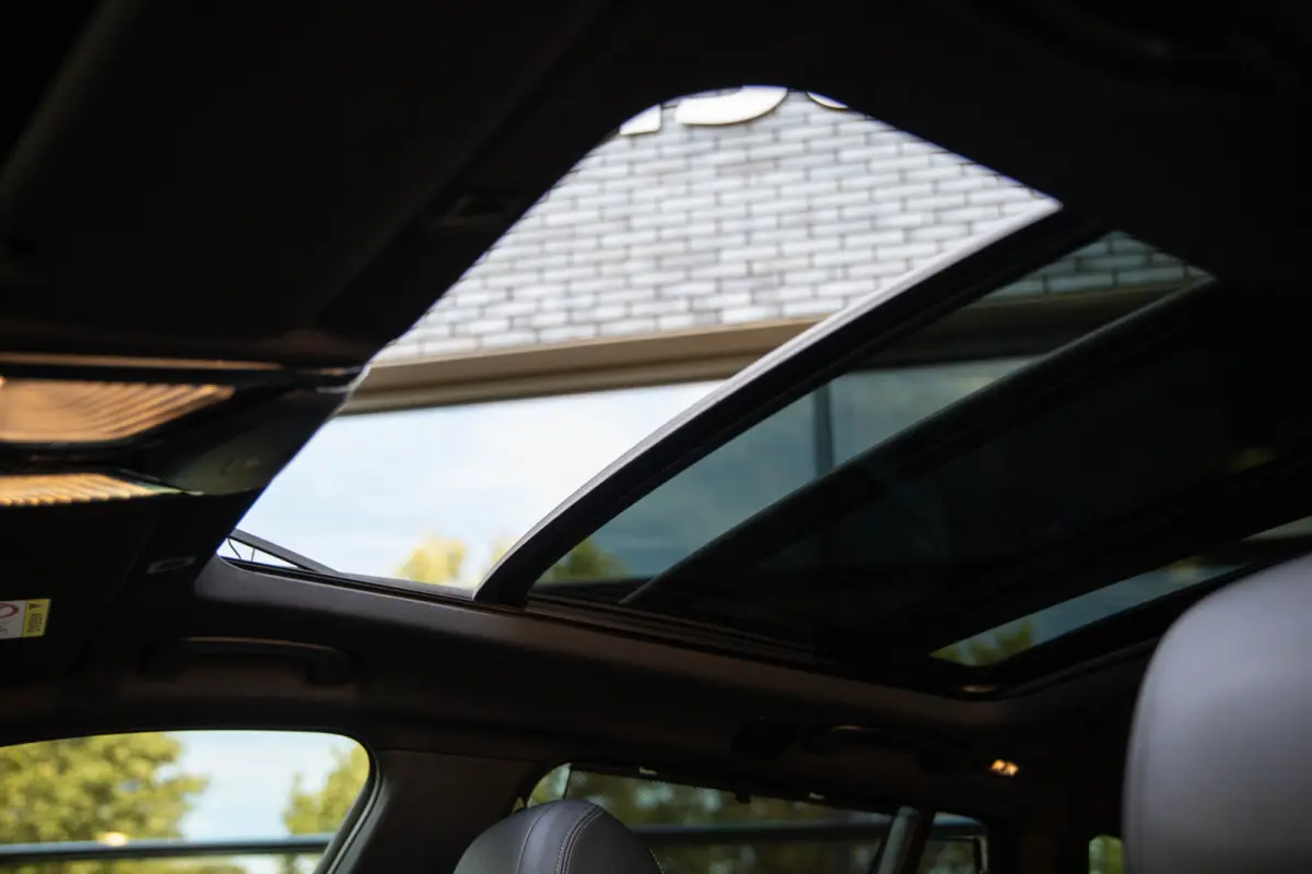 530e High Executive M-Sport , SOH 85%, Pano, Laser, Head-up Display, 360-camera