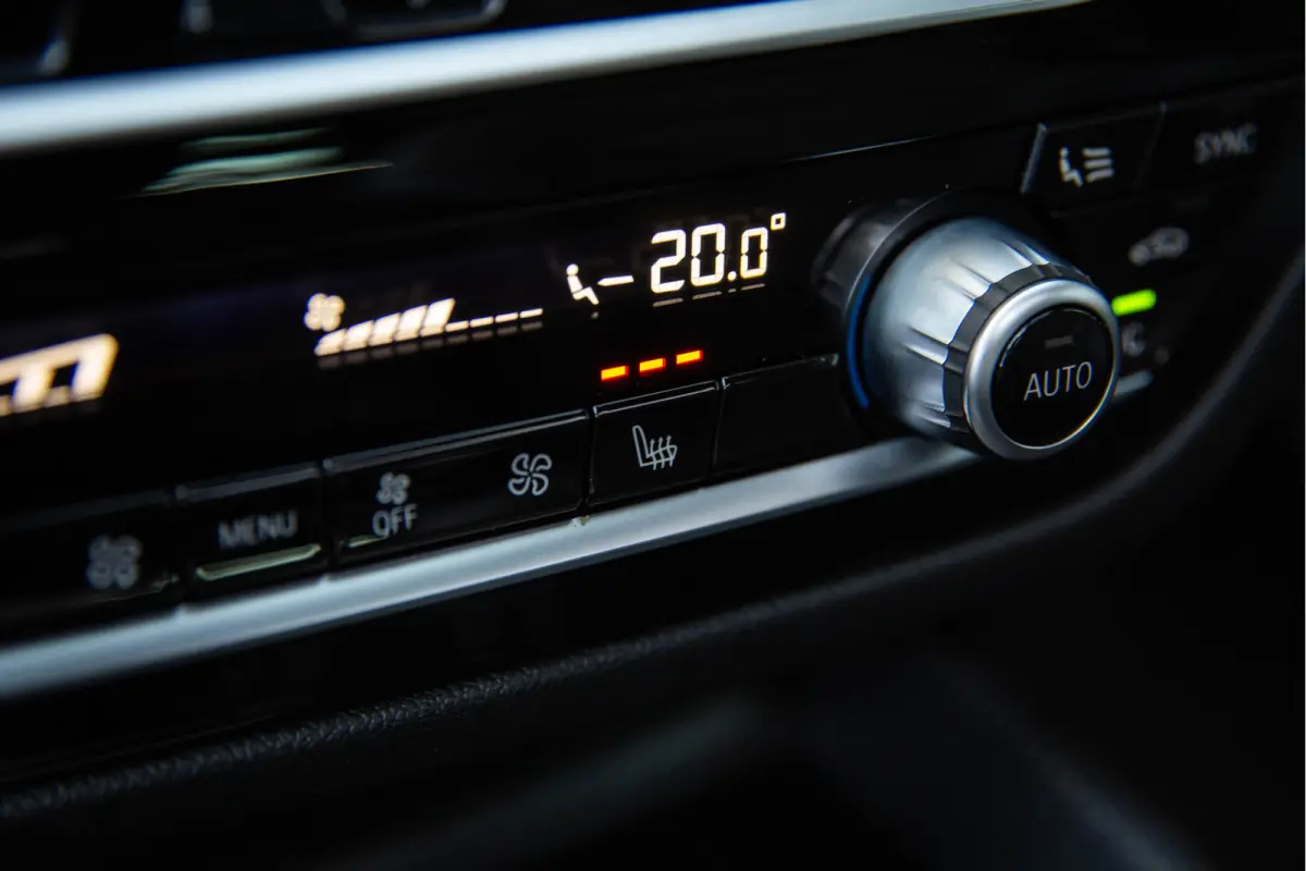 530e High Executive M-Sport , SOH 85%, Pano, Laser, Head-up Display, 360-camera