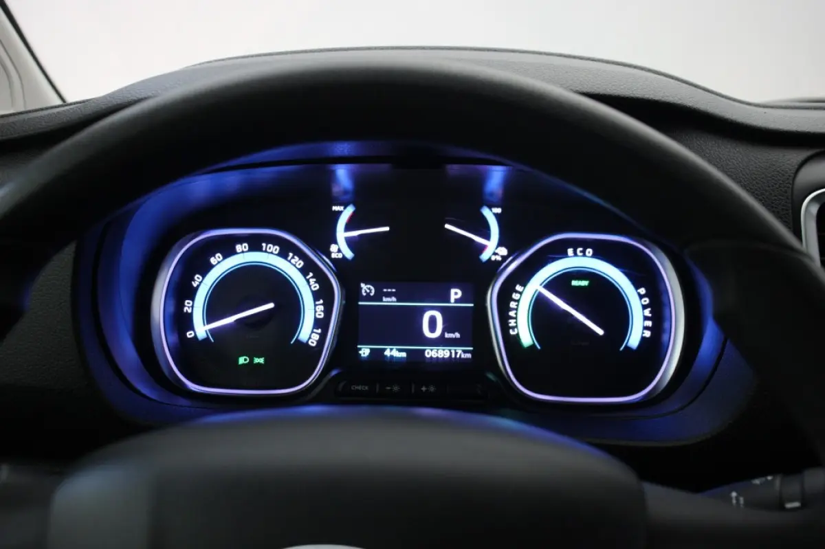 Electric L2H1 Live Extra Range 75 kWh - Trekhaak, Carplay, navi