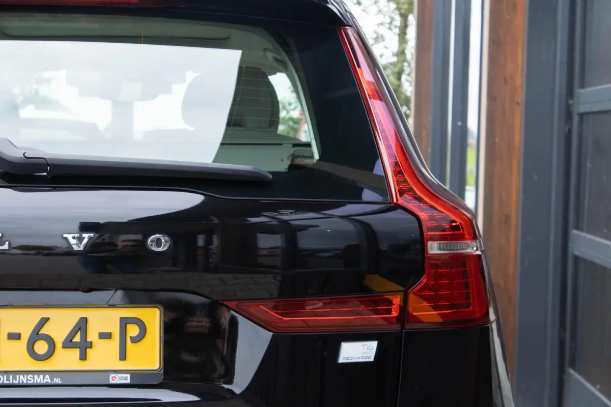 2.0 T6 PHEV AWD Long range Ultimate Dark|Pano|Adaptive cruise|360 Camera|Memory|Harmann Kardon|