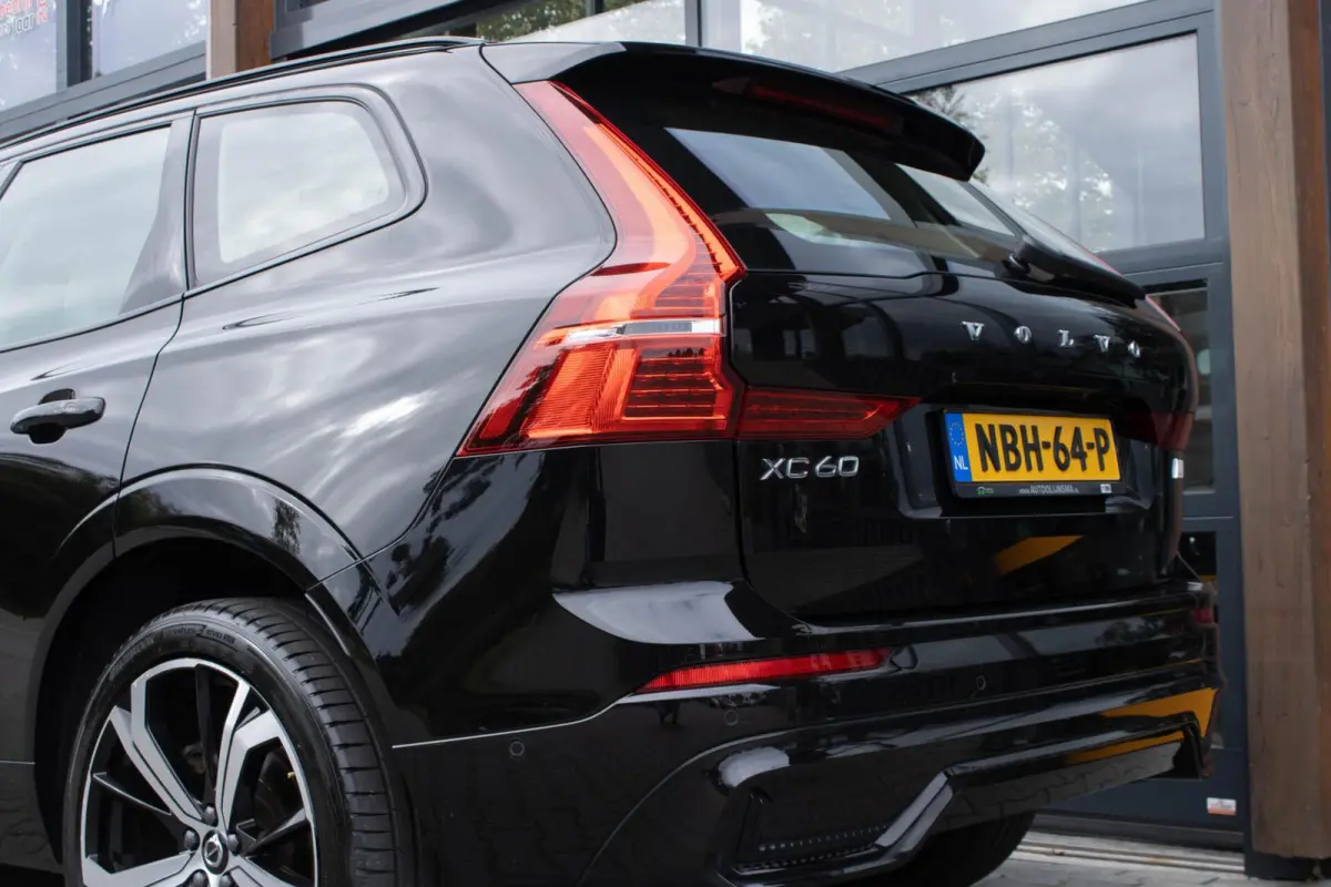 2.0 T6 PHEV AWD Long range Ultimate Dark|Pano|Adaptive cruise|360 Camera|Memory|Harmann Kardon|