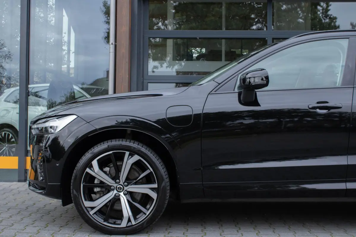 2.0 T6 PHEV AWD Long range Ultimate Dark|Pano|Adaptive cruise|360 Camera|Memory|Harmann Kardon|