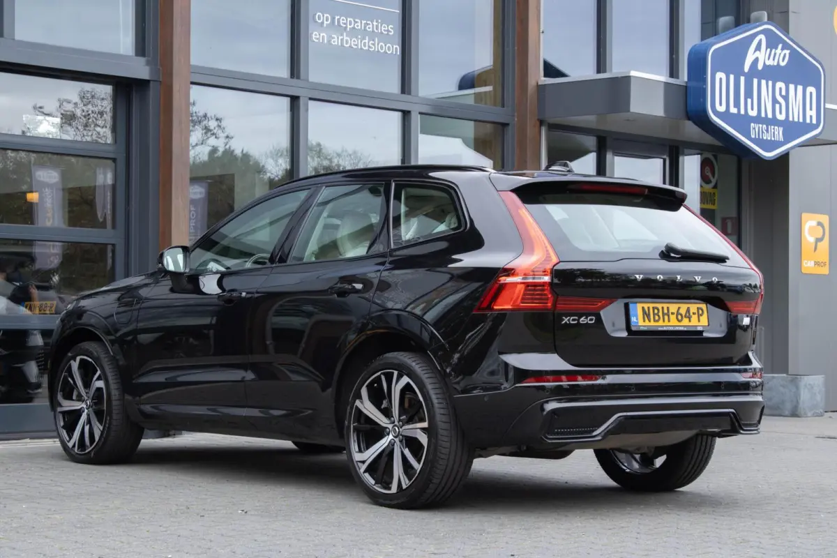 2.0 T6 PHEV AWD Long range Ultimate Dark|Pano|Adaptive cruise|360 Camera|Memory|Harmann Kardon|