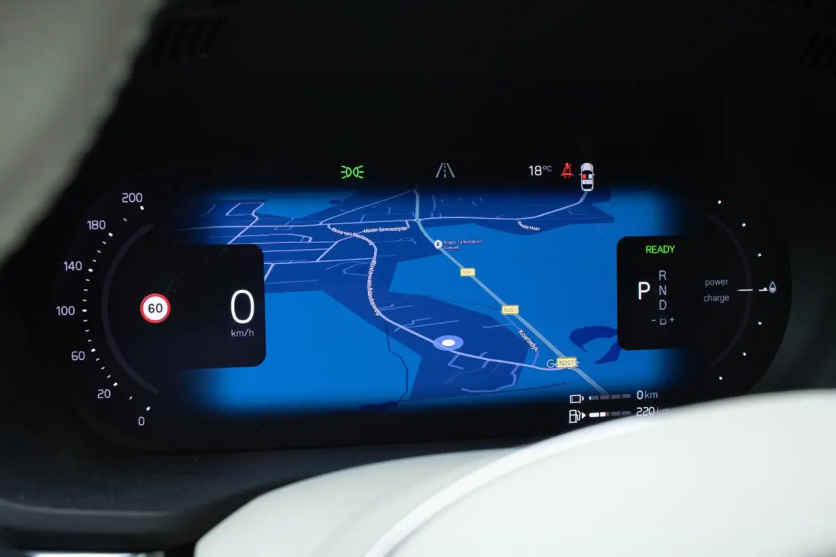 2.0 T6 PHEV AWD Long range Ultimate Dark|Pano|Adaptive cruise|360 Camera|Memory|Harmann Kardon|
