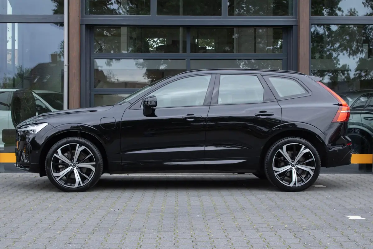2.0 T6 PHEV AWD Long range Ultimate Dark|Pano|Adaptive cruise|360 Camera|Memory|Harmann Kardon|