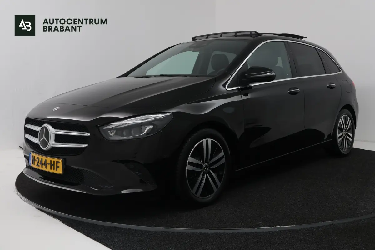 200 Business Solution Luxury (PANORAMADAK, MEMORY SEATS, SFEERVERLICHTING, CAMERA, 1e EIGENAAR, GOED ONDERHOUDEN)