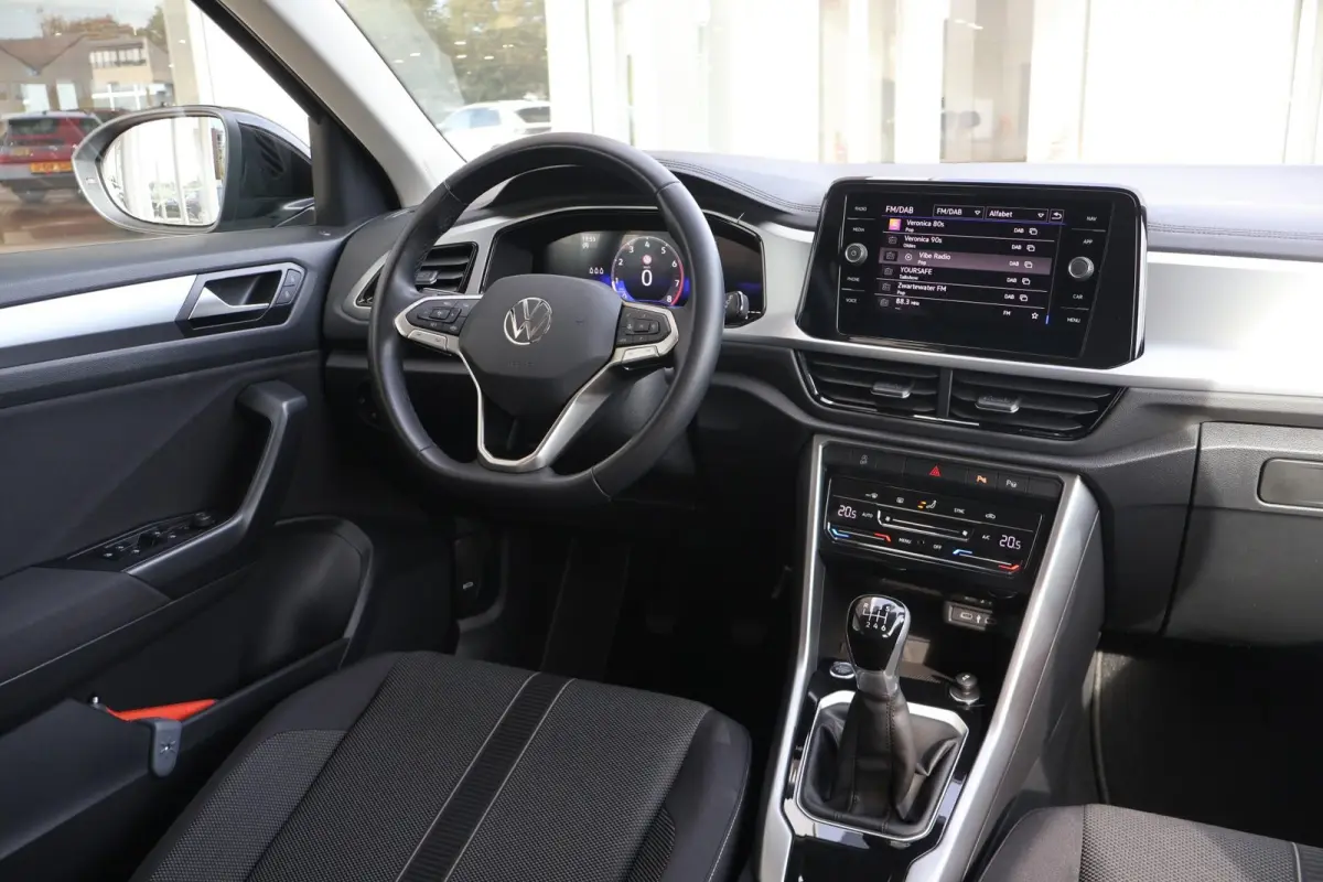 1.0 TSI 115pk Life Edition | Camera | Adaptive Cruise | Carplay | Clima