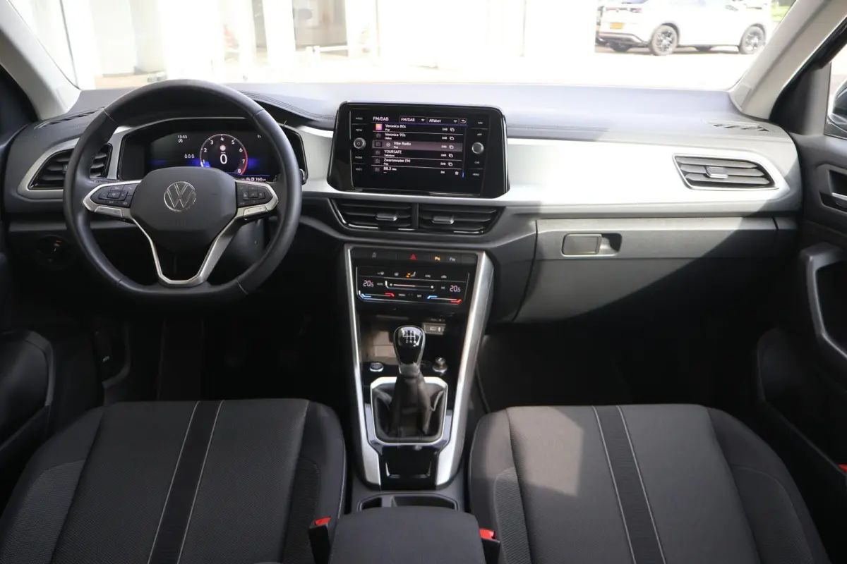 1.0 TSI 115pk Life Edition | Camera | Adaptive Cruise | Carplay | Clima