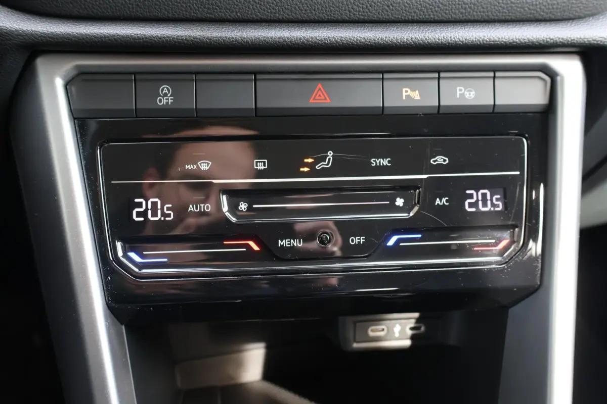 1.0 TSI 115pk Life Edition | Camera | Adaptive Cruise | Carplay | Clima