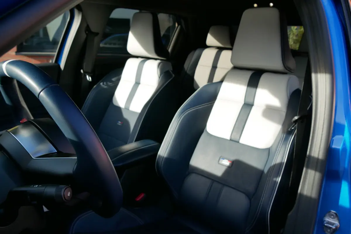 GTS Premiere Edition 52 kWh. camera. stuur/stoel verw. CarPlay