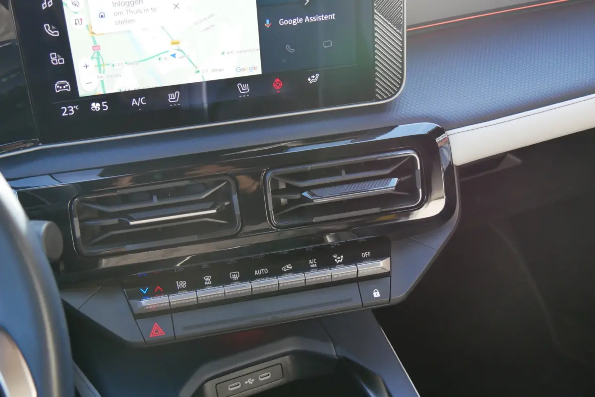 GTS Premiere Edition 52 kWh. camera. stuur/stoel verw. CarPlay