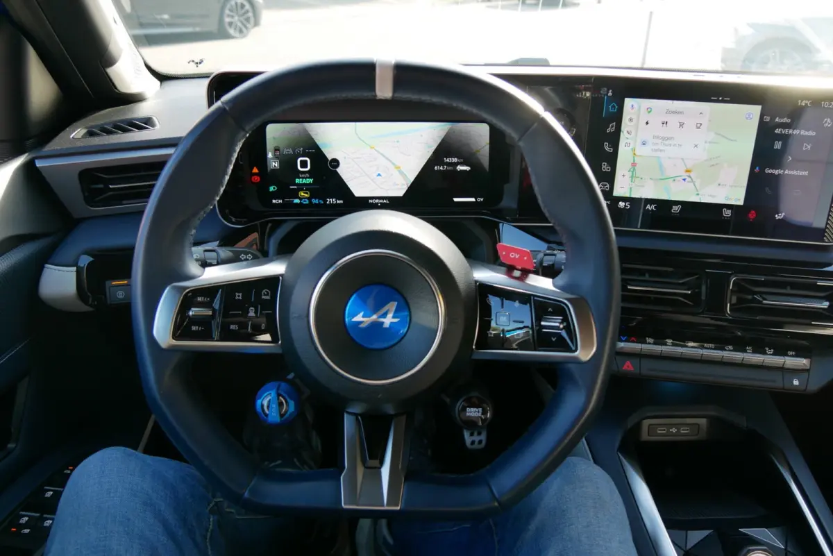 GTS Premiere Edition 52 kWh. camera. stuur/stoel verw. CarPlay