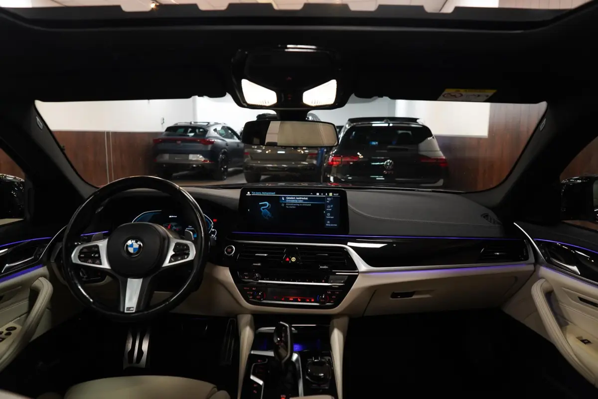 530e High Executive M-Sport|Memory|Pano|Leder|HUD