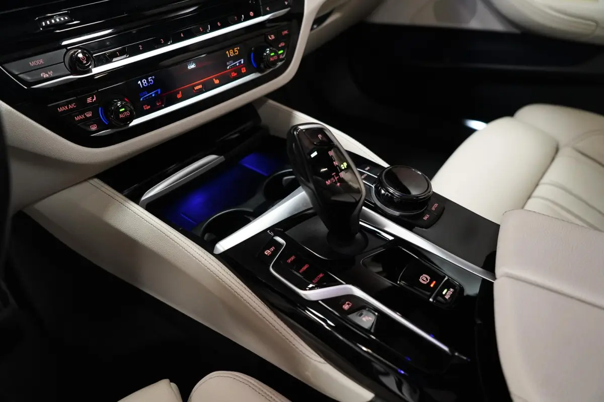 530e High Executive M-Sport|Memory|Pano|Leder|HUD