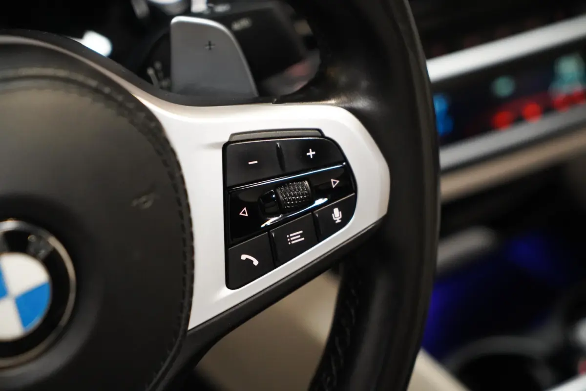 530e High Executive M-Sport|Memory|Pano|Leder|HUD