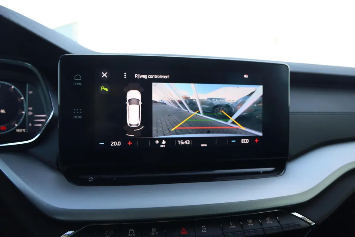 1.4 TSI iV PHEV Business Edition|Trekhaak|Digi dash|Plug in| SOH 88%