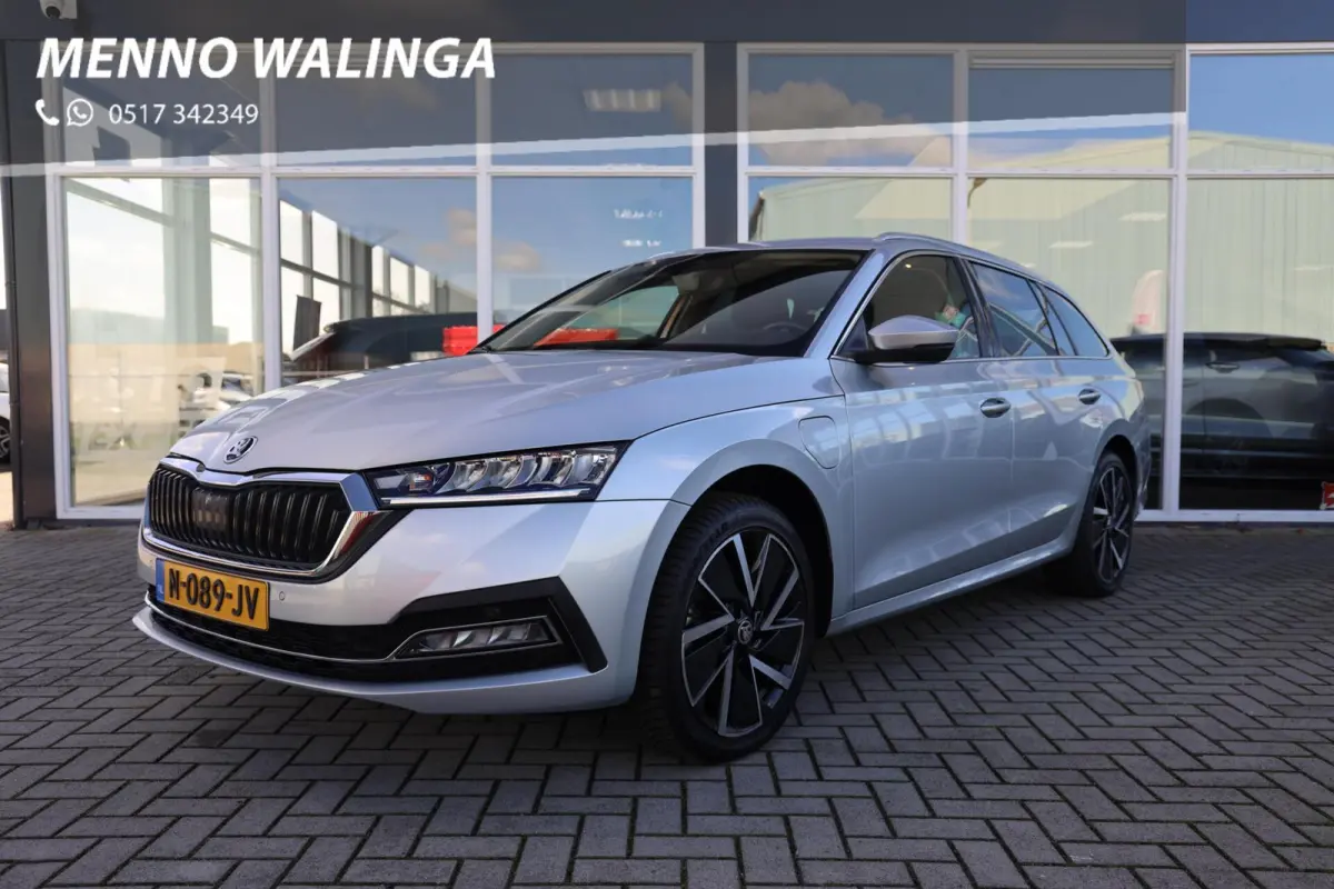 1.4 TSI iV PHEV Business Edition|Trekhaak|Digi dash|Plug in|