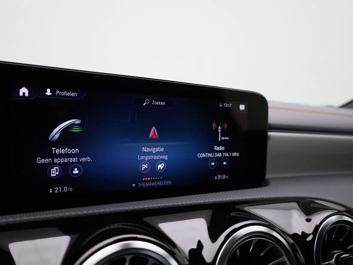 250 e Business Solution AMG Limited | PANORAMADAK | ACHTERUITRIJCAMERA | SFEERVERLICHTING | WIDE SCREEN | STOELVERWARMING | MULTIBEAM LED | CLIMATE CONTROL | CRUISE CONTROL |