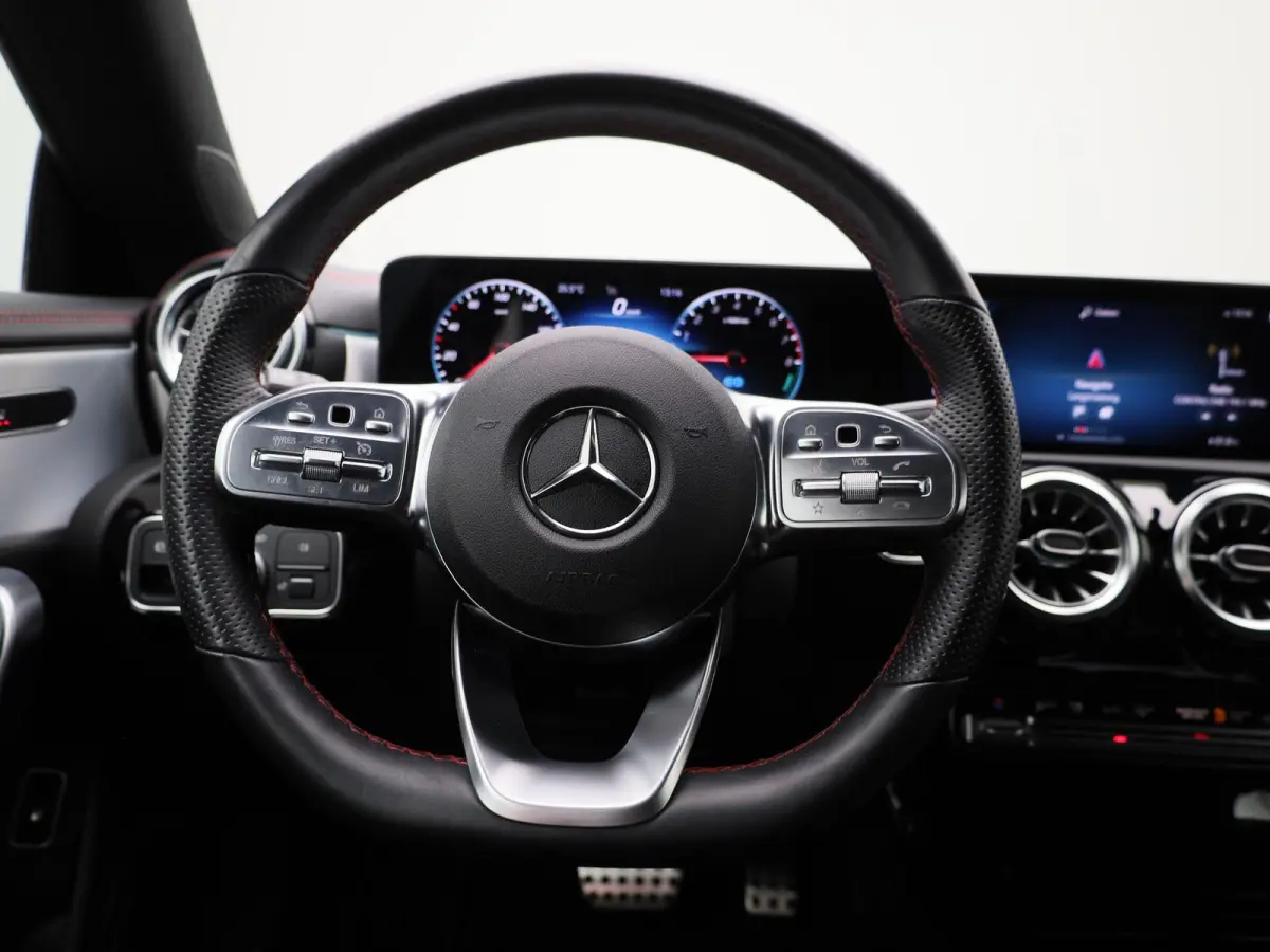 250 e Business Solution AMG Limited | WORDT VERWACHT | PANORAMADAK | ACHTERUITRIJCAMERA | SFEERVERLICHTING | WIDE SCREEN | STOELVERWARMING | MULTIBEAM LED | CLIMATE CONTROL | CRUISE CONTROL 
