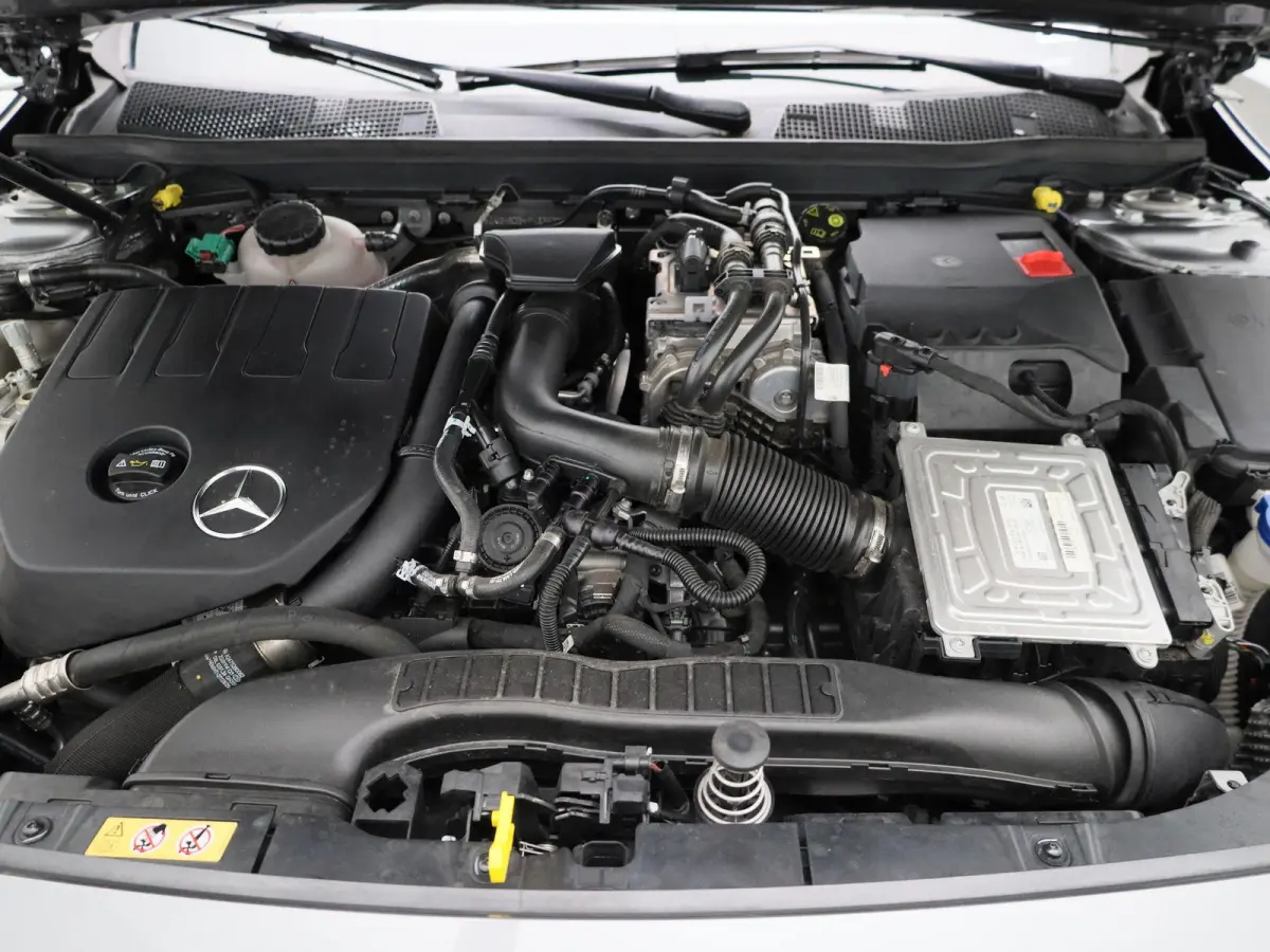 250 e Business Solution AMG Limited | PANORAMADAK | ACHTERUITRIJCAMERA | SFEERVERLICHTING | WIDE SCREEN | STOELVERWARMING | MULTIBEAM LED | CLIMATE CONTROL | CRUISE CONTROL |