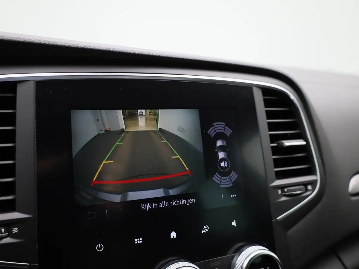 1.3 TCe Business Zen | WORDT VERWACHT | ACHTERUITRIJCAMERA | APPLE CARPLAY - ANDROID AUTO | CLIMATE CONTROL | CRUISE CONTROL | LED | KEYLESS |