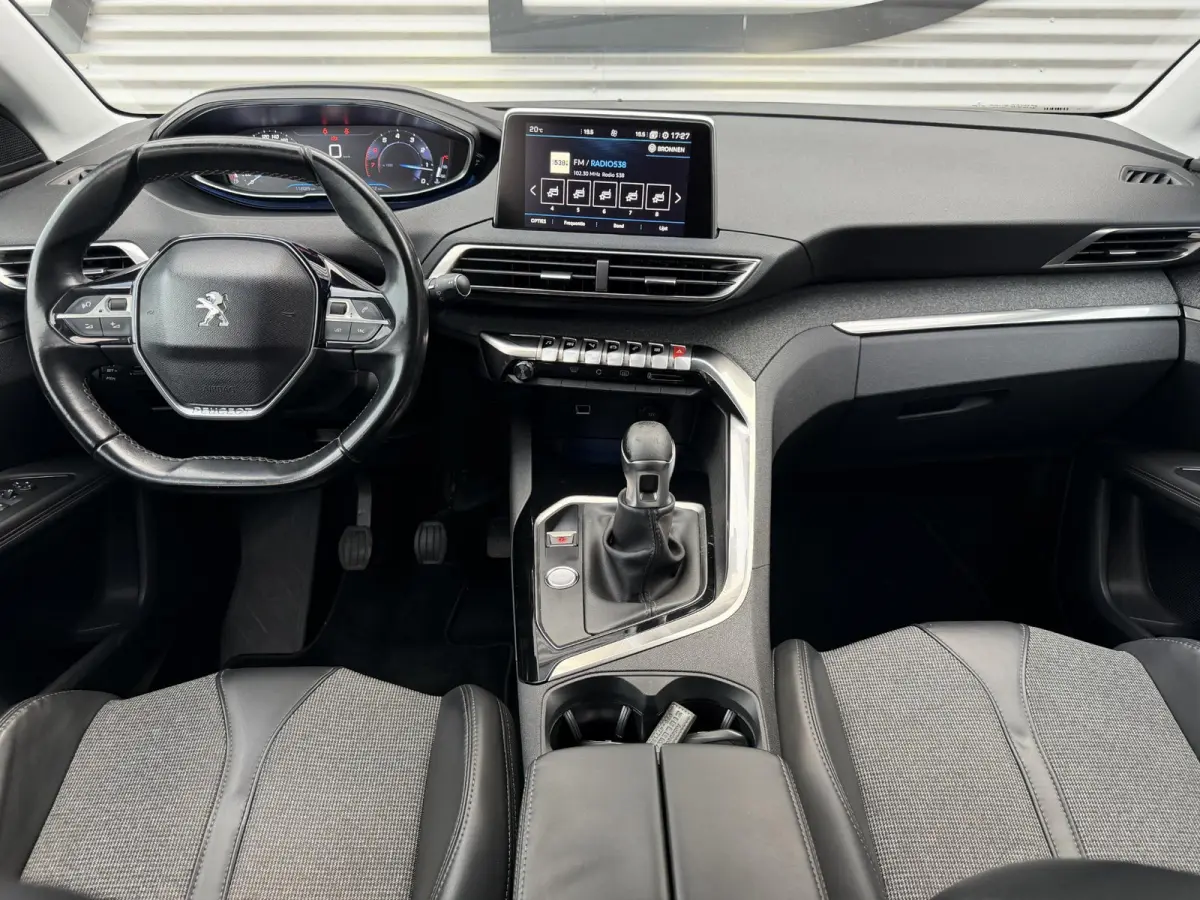 1.2 PureTech Première Navi|Camera|Trekhaak|i-Cockpit|Carplay|Clima|Cruise|Nieuwe APK bij Aflevering