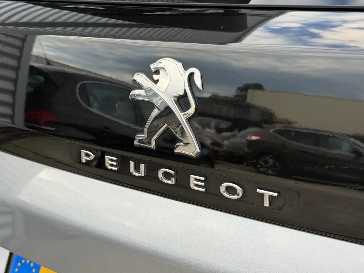 1.2 PureTech Première Navi|Camera|Trekhaak|i-Cockpit|Carplay|Clima|Cruise|Nieuwe APK bij Aflevering