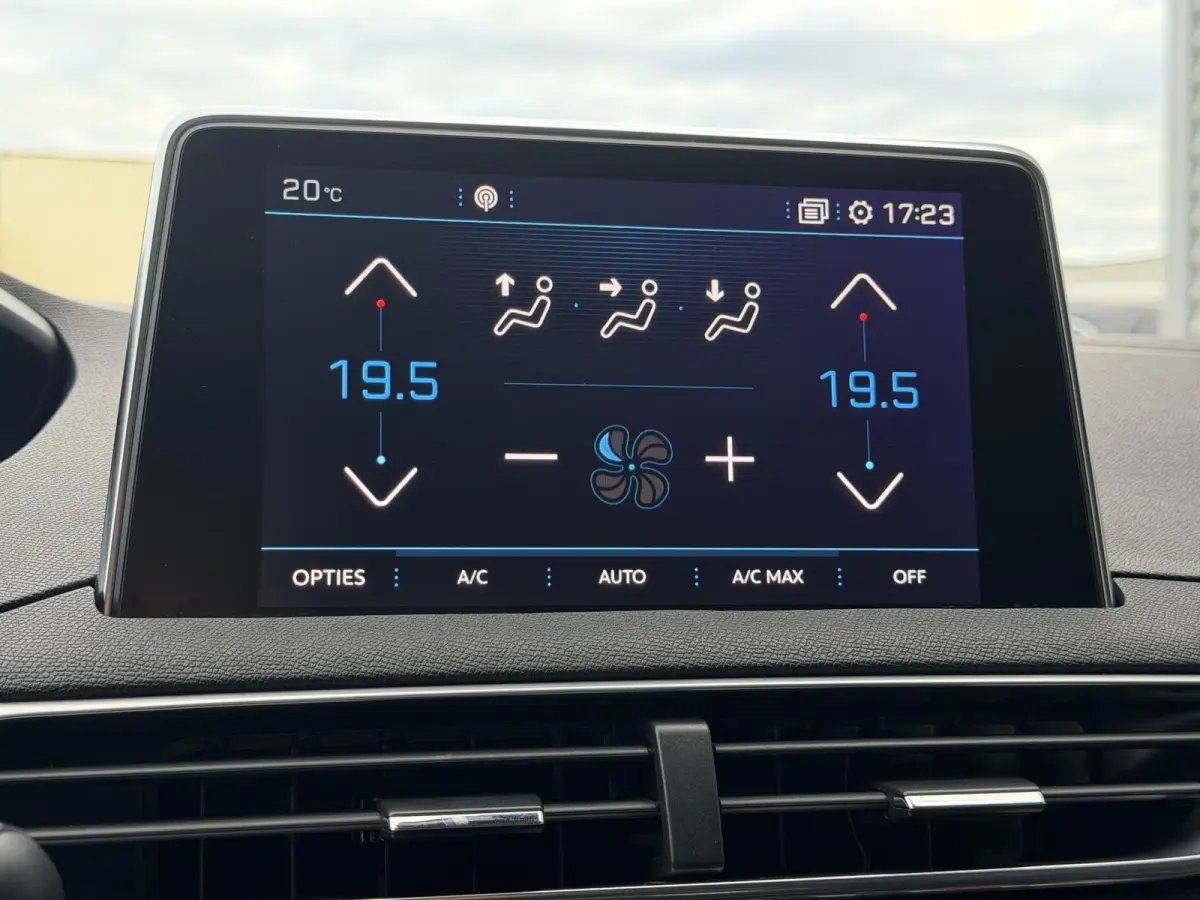 1.2 PureTech Première Navi|Camera|Trekhaak|i-Cockpit|Carplay|Clima|Cruise|Nieuwe APK bij Aflevering