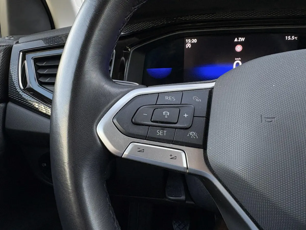 1.0 TSI 95pk Life | Navigatie | Camera | App Connect | Stoelverwarming