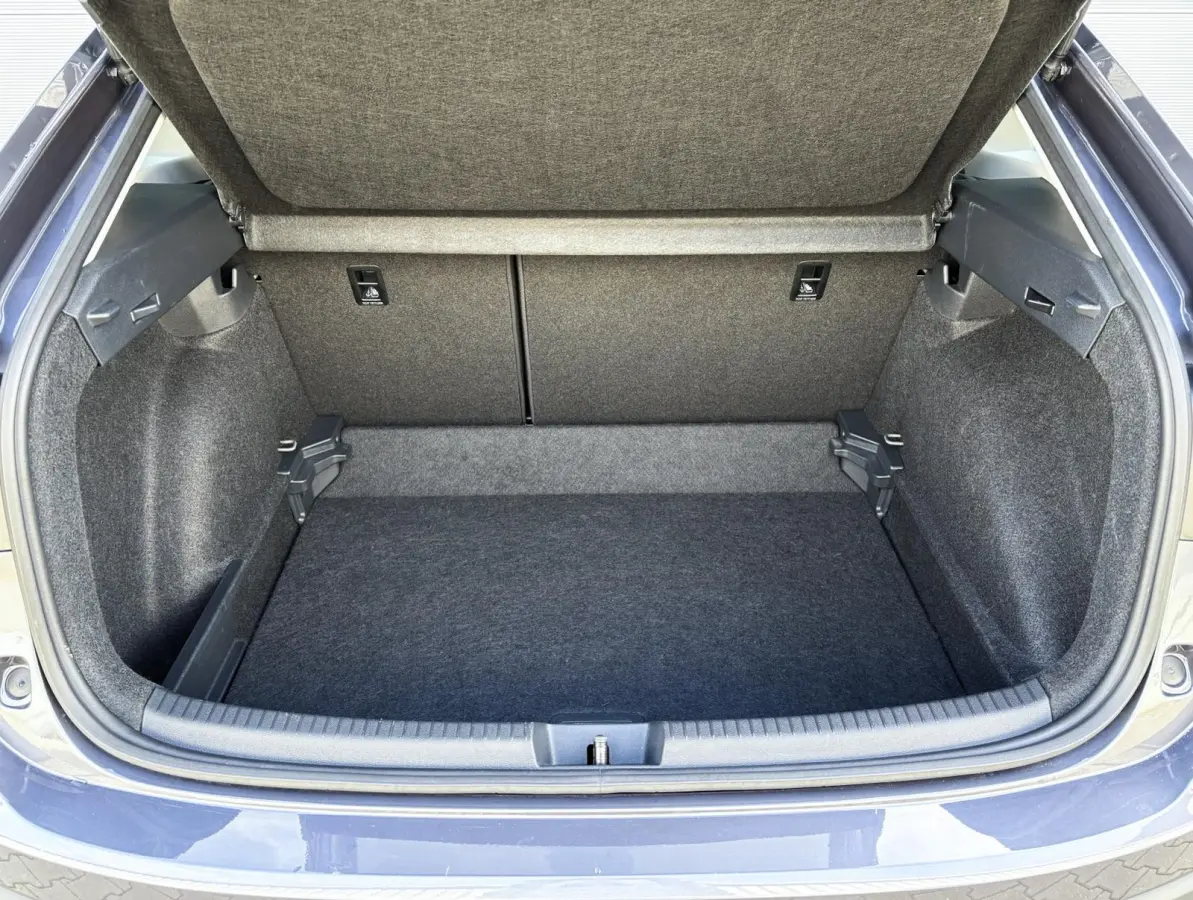 1.0 TSI 95pk Life | Navigatie | Camera | App Connect | Stoelverwarming